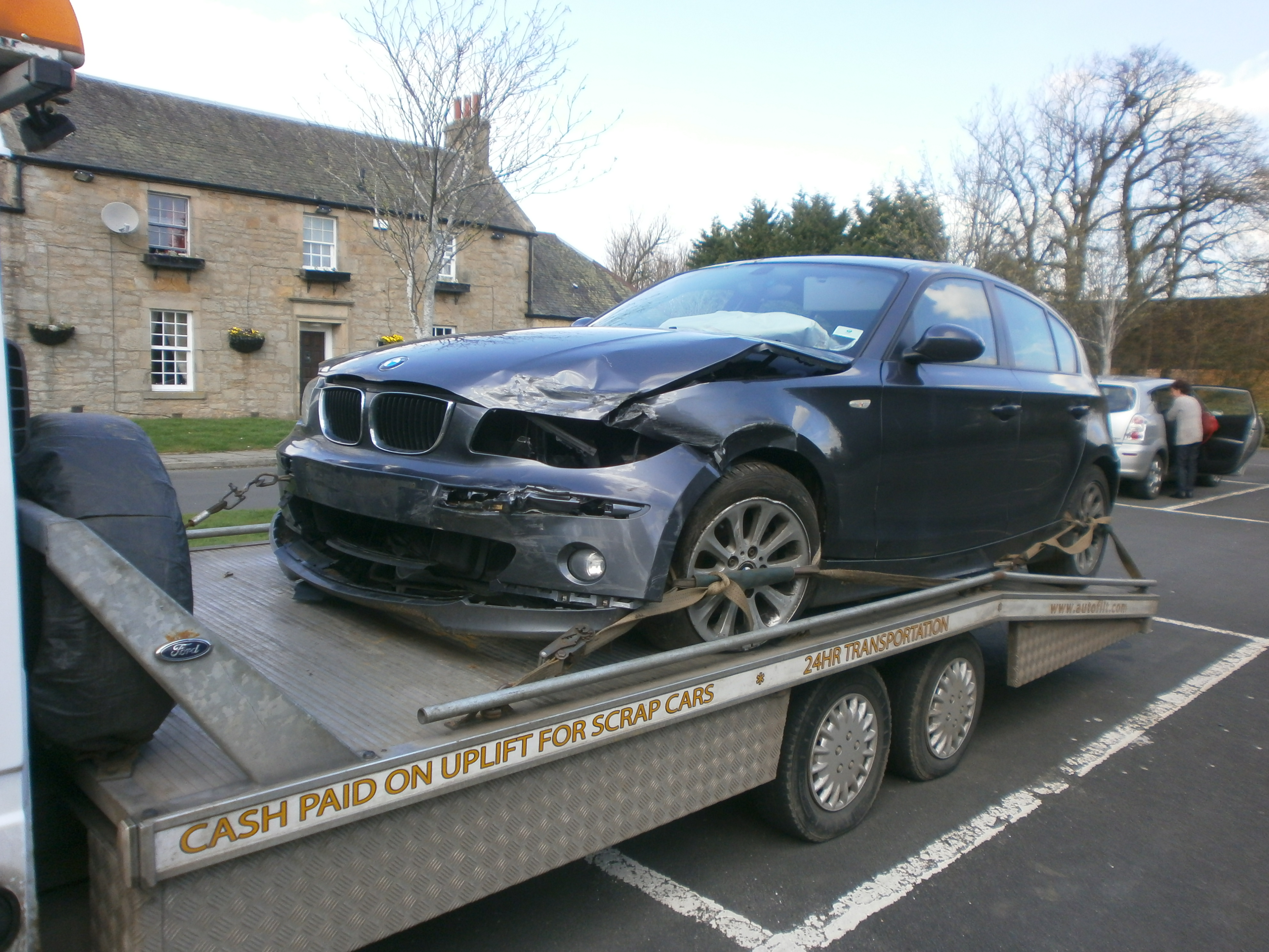 Scrap BMW Coupe on the Autoflit Transporter
