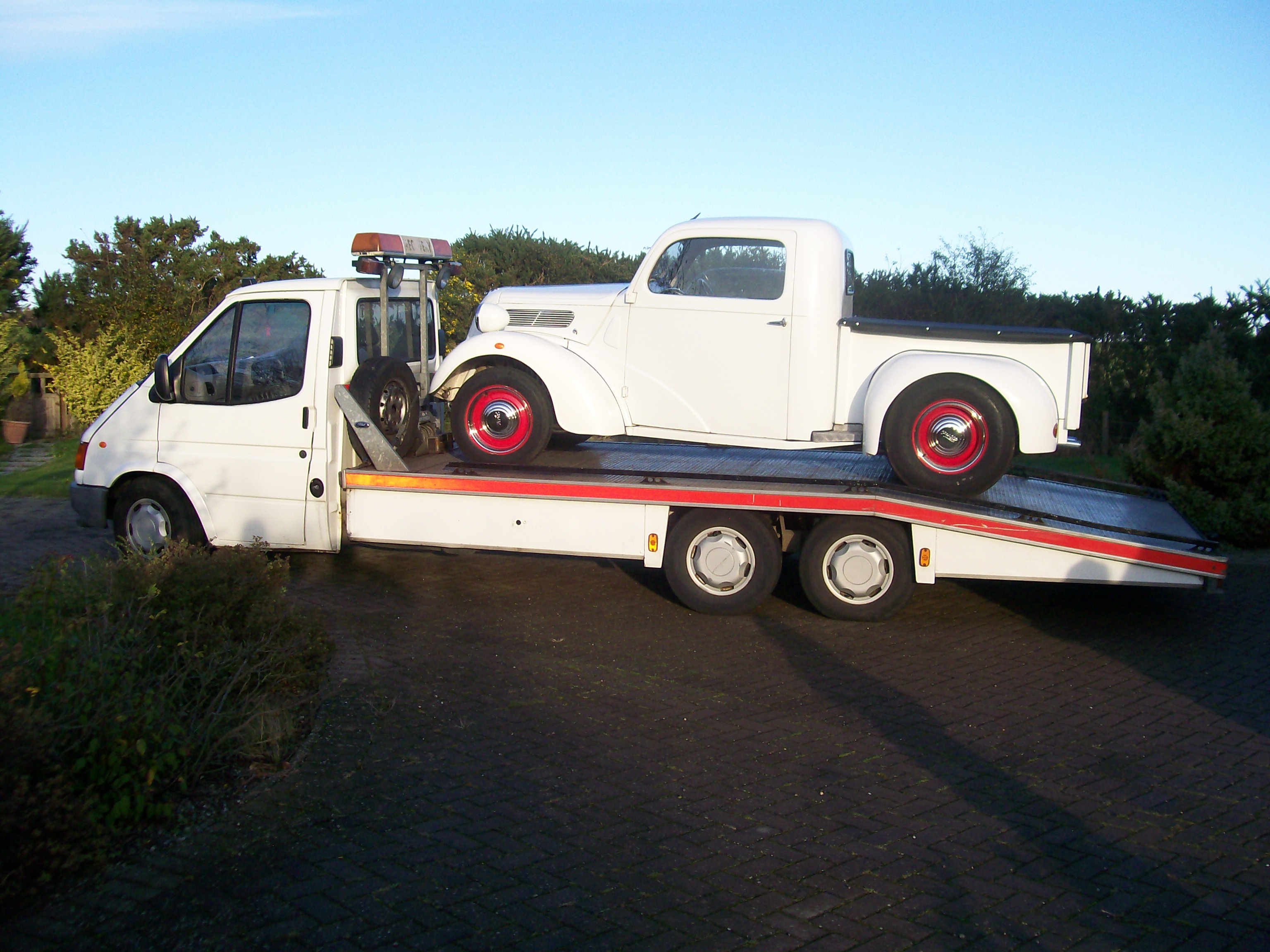 Ford Pickup on the Autoflit Transporter